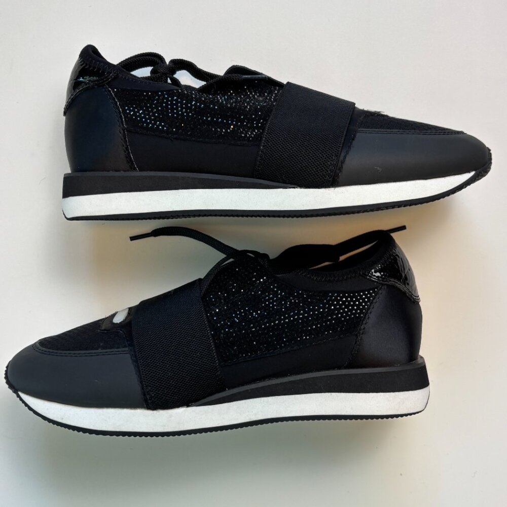 NEW Lola‎ Cruz Crystal Sneakers 36 Black Rhinestone Elastic Strap Consign